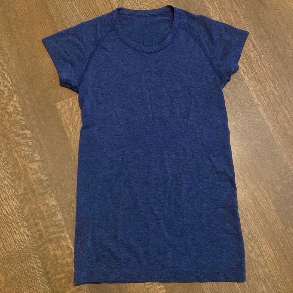 Size 6 Heathered navy size 6 lululemon swiftly tech